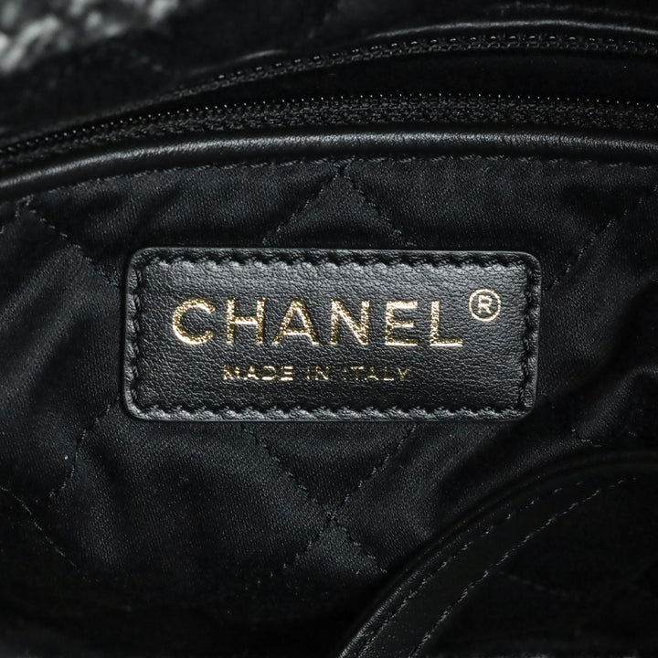 Chanel Grey/Black 22 Tweed Hobo Bag