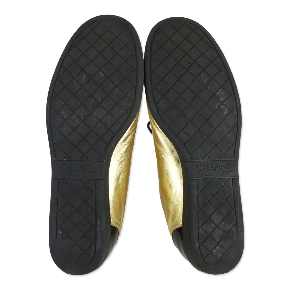 Chanel Metallic Gold Leather/Black Patent Cap Toe Lace-Up Sneakers