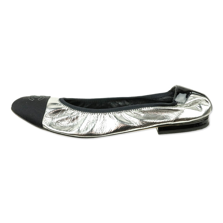 Chanel Metallic Silver & Black CC Ballerina Flats