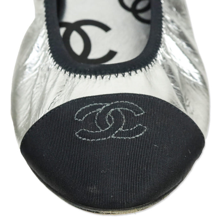 Chanel Metallic Silver & Black CC Ballerina Flats