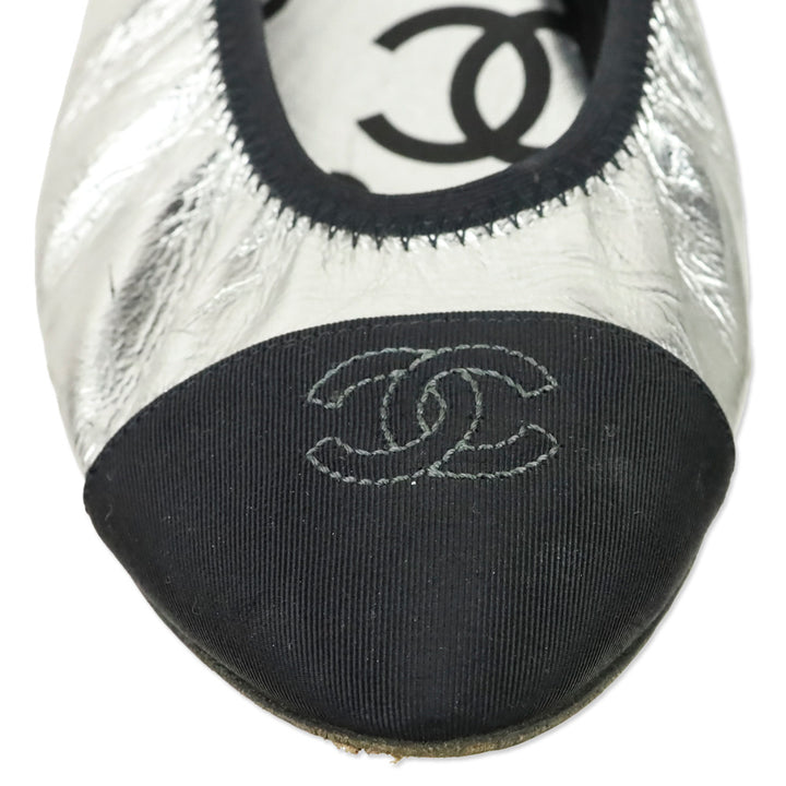 Chanel Metallic Silver & Black CC Ballerina Flats