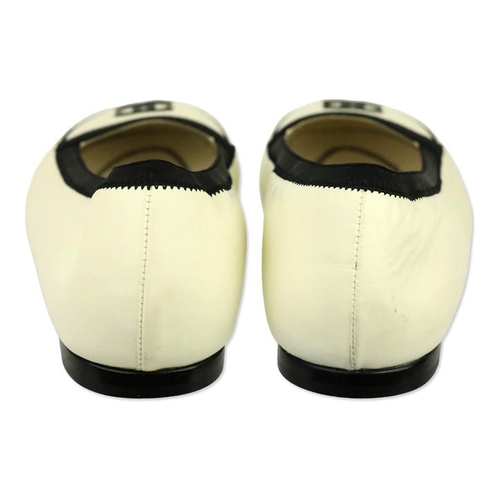 Chanel Off White CC  Moccasin Slip-On Loafers