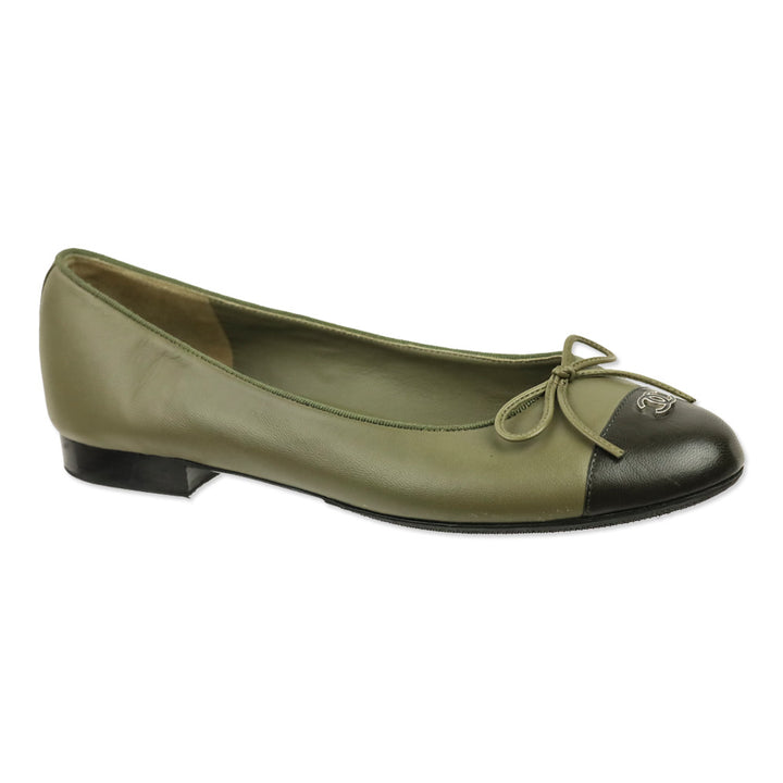Chanel Olive Green/Brown Lambskin Cap Toe CC Plaque Bow Ballet Flats