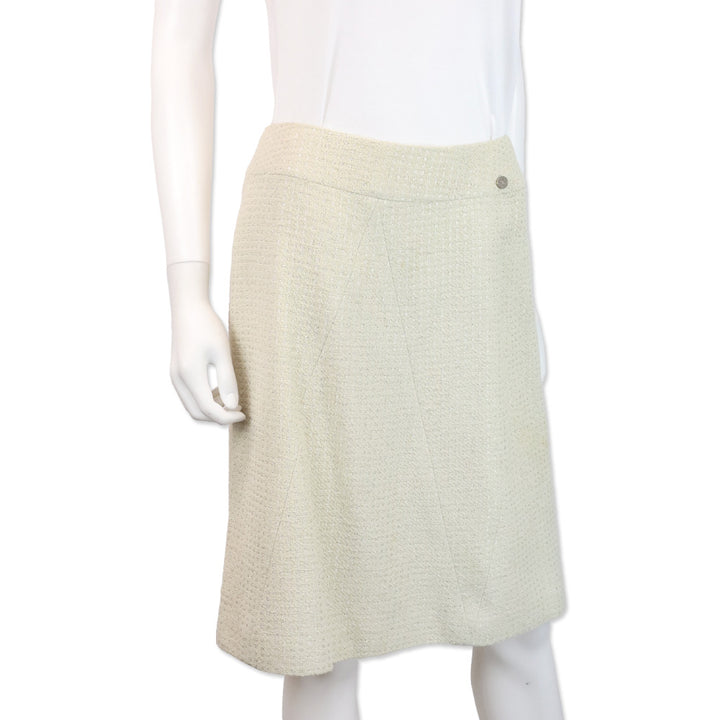 Chanel Spring 2001 Ivory/Metallic Silver Pearl Tweed Suit Jacket & Skirt