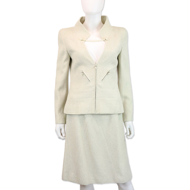 Chanel Spring 2001 Ivory/Metallic Silver Pearl Tweed Suit Jacket & Skirt