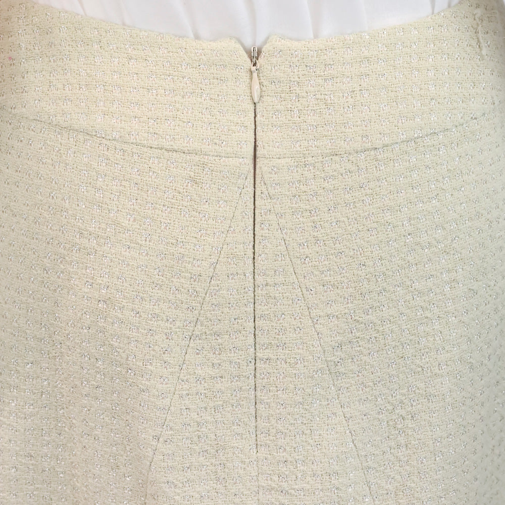 Chanel Spring 2001 Ivory/Metallic Silver Pearl Tweed Suit Jacket & Skirt