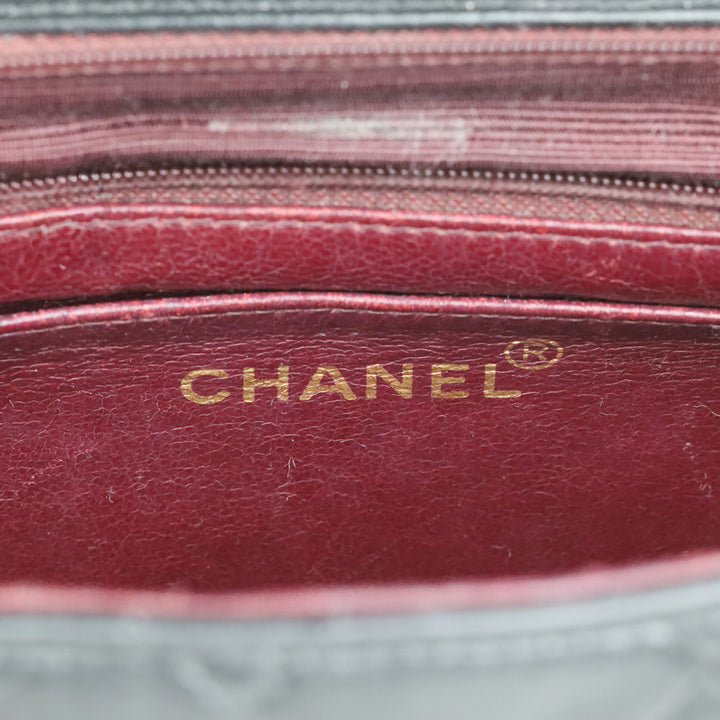 Chanel Vintage Black Quilted Lambskin Jumbo Classic Single Flap Bag with 24k Gold Hardware