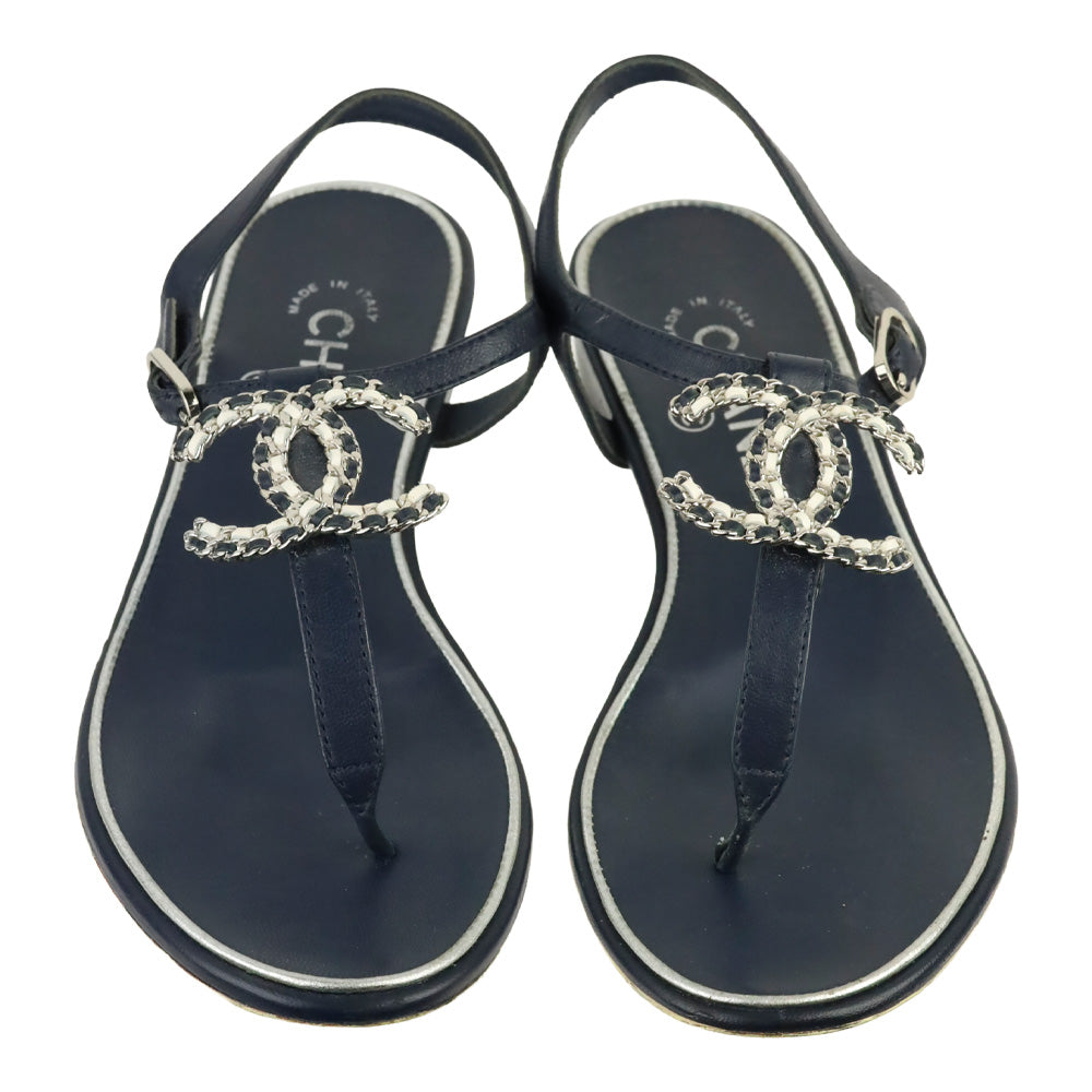Chanel White/Navy Woven Leather CC Thong Sandals