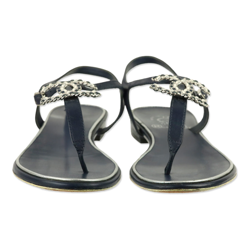 Chanel White/Navy Woven Leather CC Thong Sandals