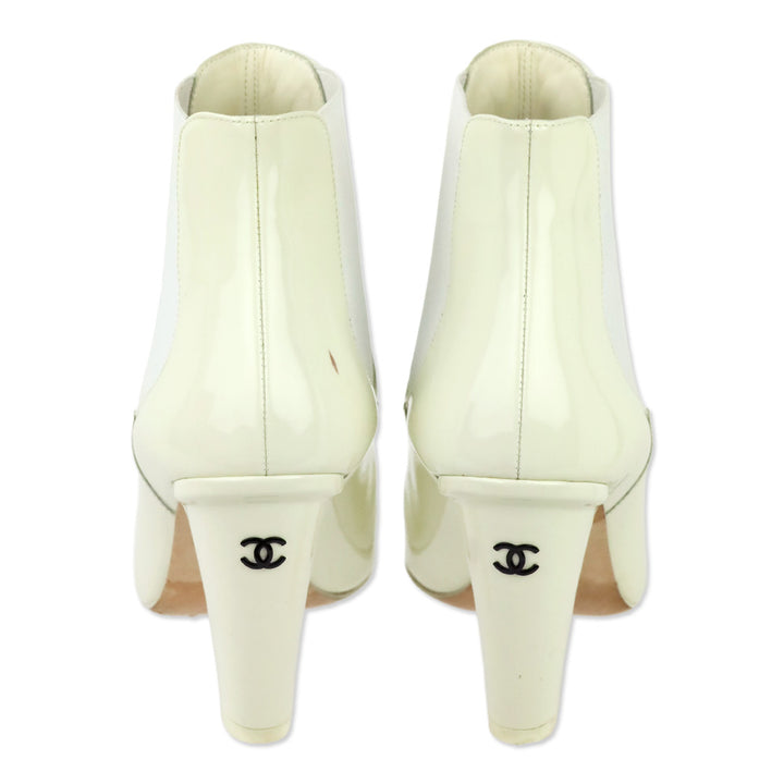 Chanel 22C Ecru Patent Calfskin Ankle Chelsea Boots