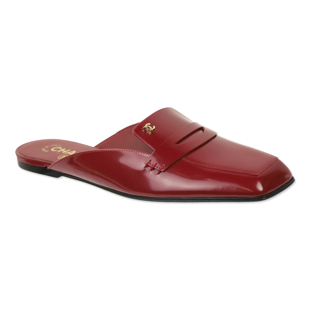 Chanel FW 2026 Burgundy Shiny Calfskin Mules