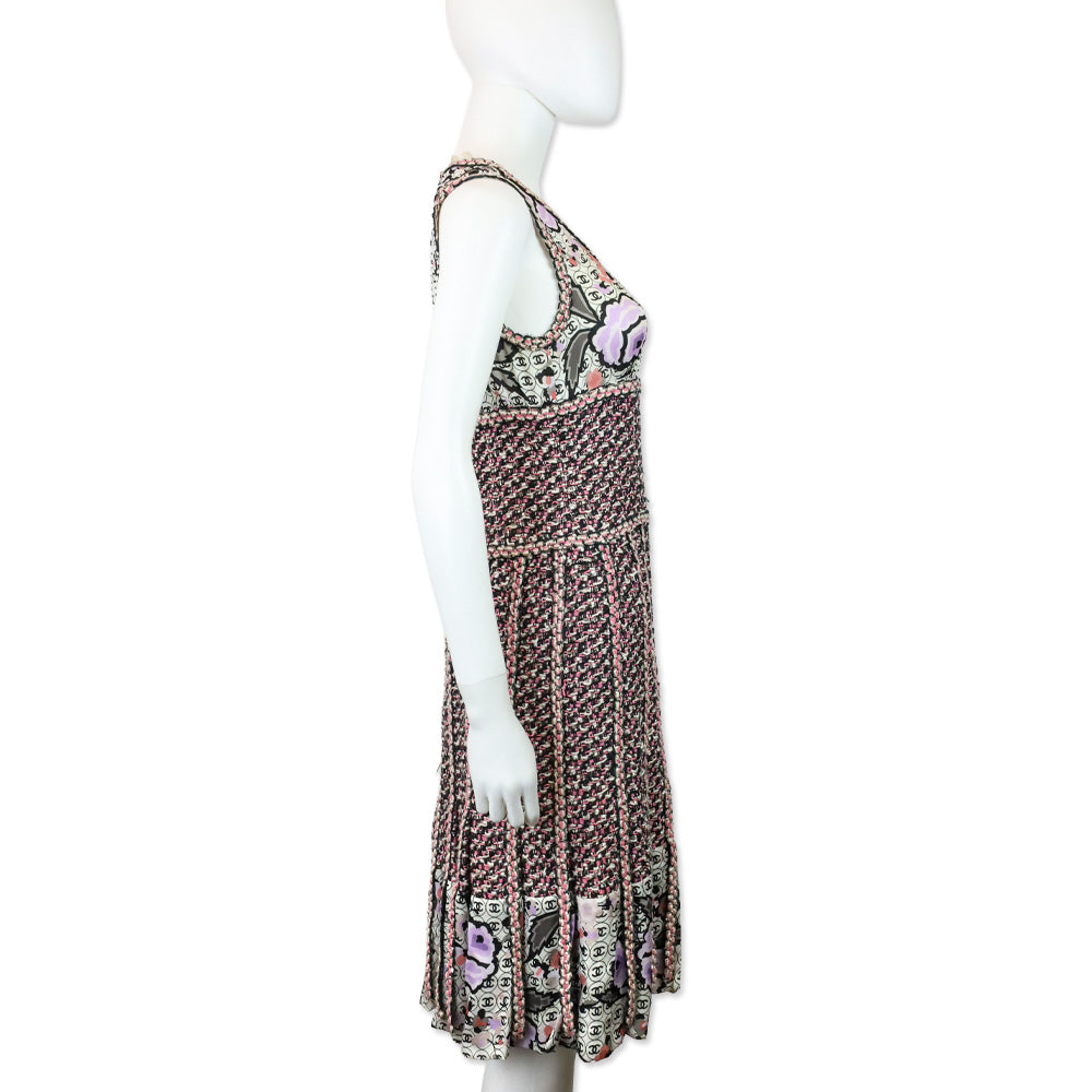 Chanel S/S 2004 CC Logo Tweed Sleeveless Midi Dress