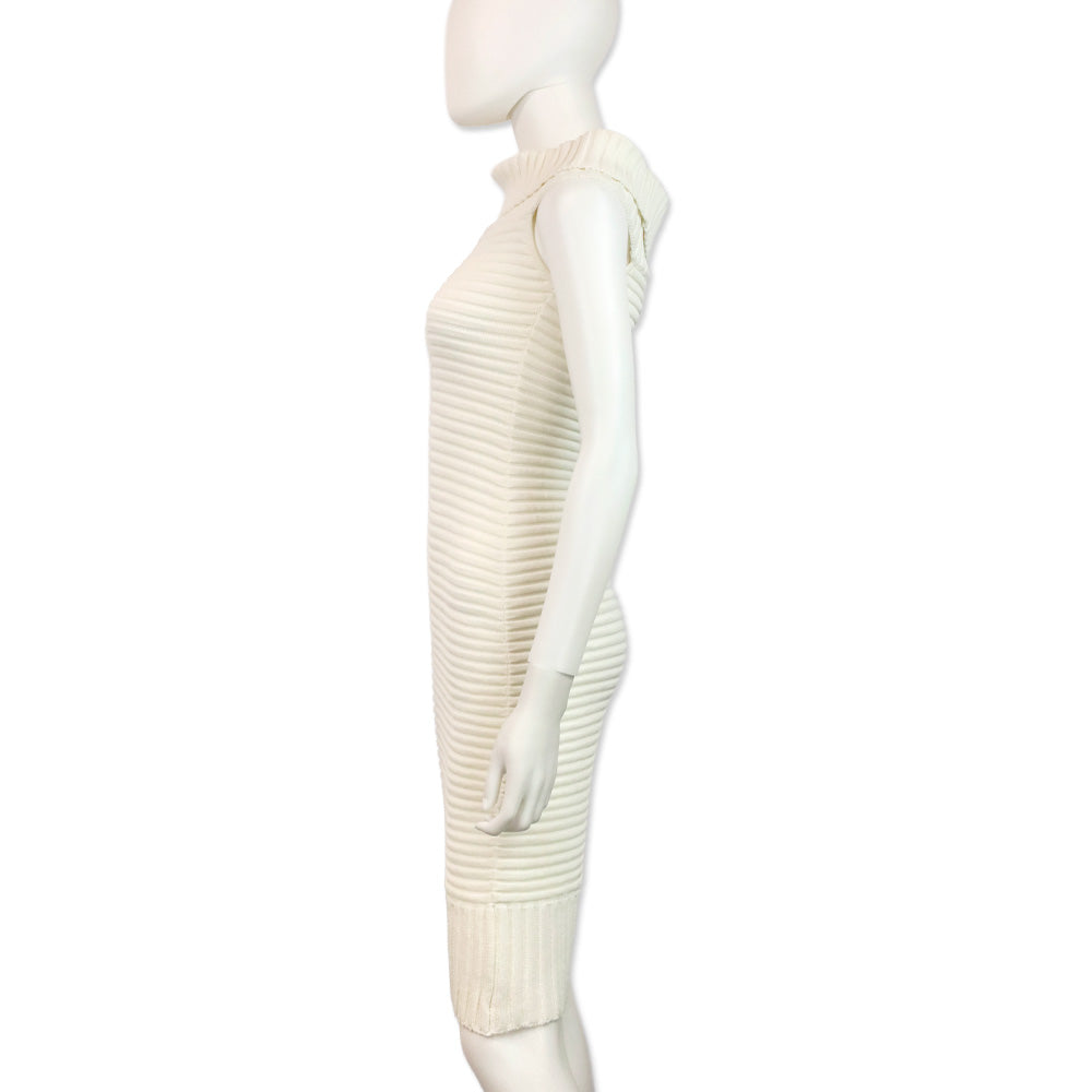 Chanel Spring 2009 White Ribbed Knit Cotton-Blend Off-The-Shoulder Sweater Dress