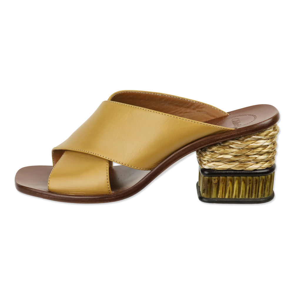 Chloé Laia Tan Leather Block-Heeled Mule Sandal