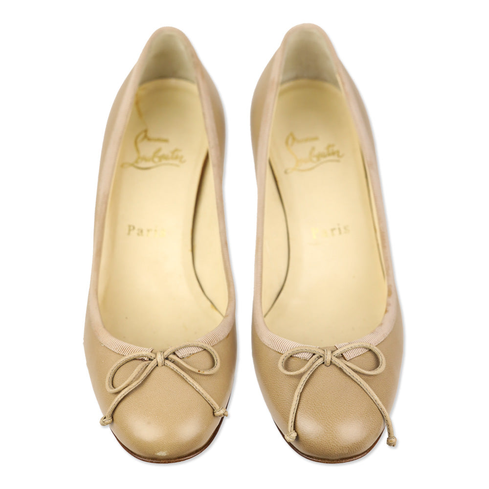 Christian Louboutin Nude Leather Marcia Balla 45 Bow Pumps