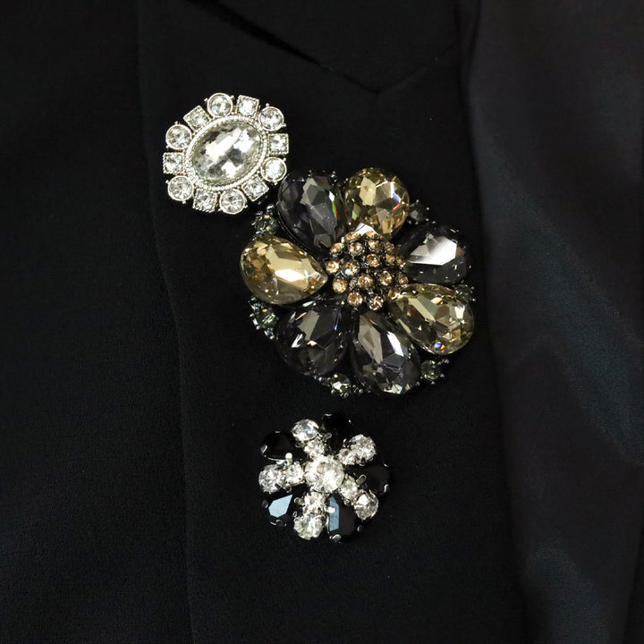 Cinq à Sept Le Petit Lace and Brooch Roxie Blazer