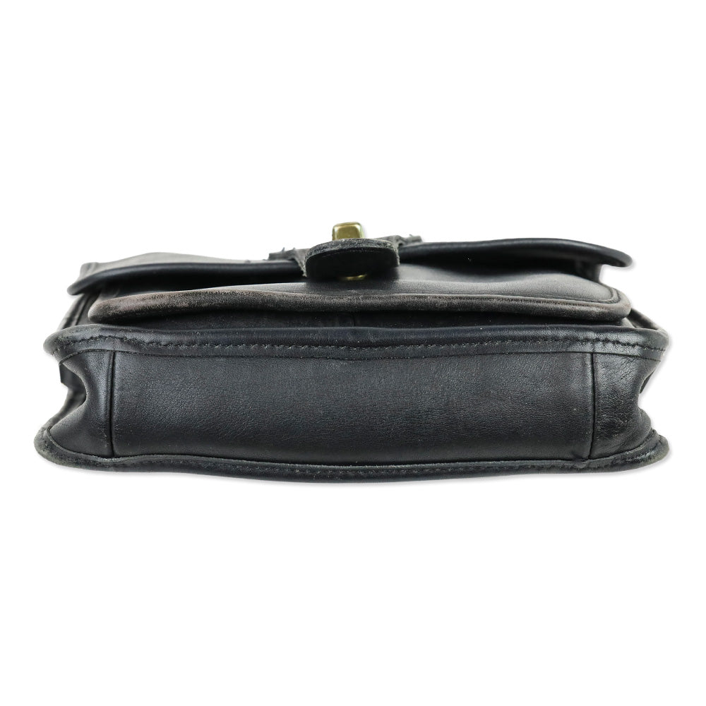 Coach Vintage 5130 Black Leather Gold Hardware Station Bag