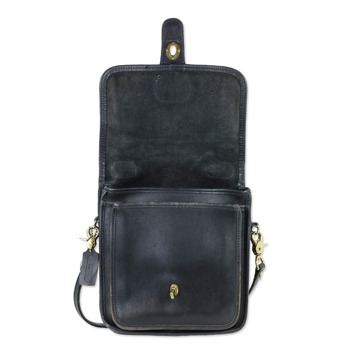 Coach Vintage 5130 Black Leather Gold Hardware Station Bag