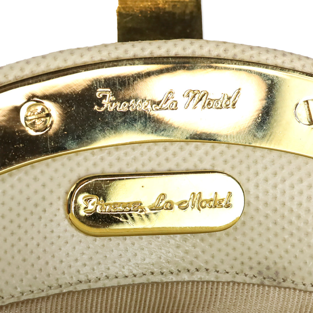 Finesse La Model Cream Lizard Skin Medium Frame Clutch with Chain Strap