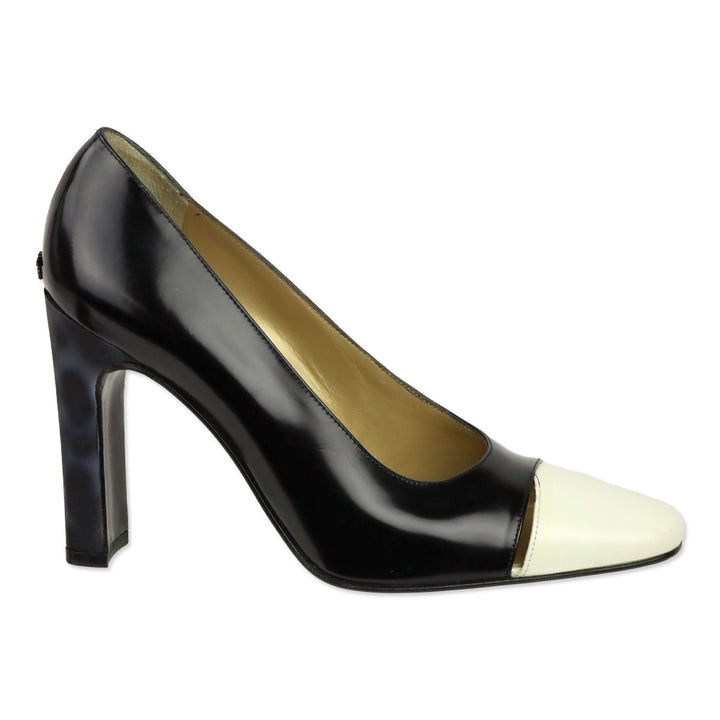 Gianni Versace Black Brushed Leather White Cap Toe Pumps
