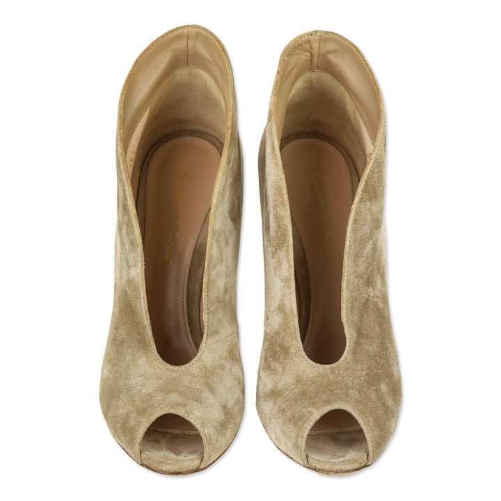 Gianvito Rossi Tan Suede Vamp 105 Booties