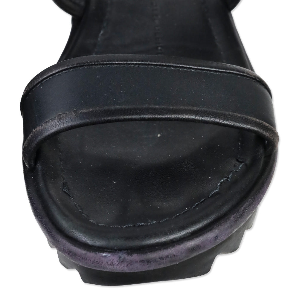 Giuseppe Zanotti Black Leather Elma Buckle Strap Sandals