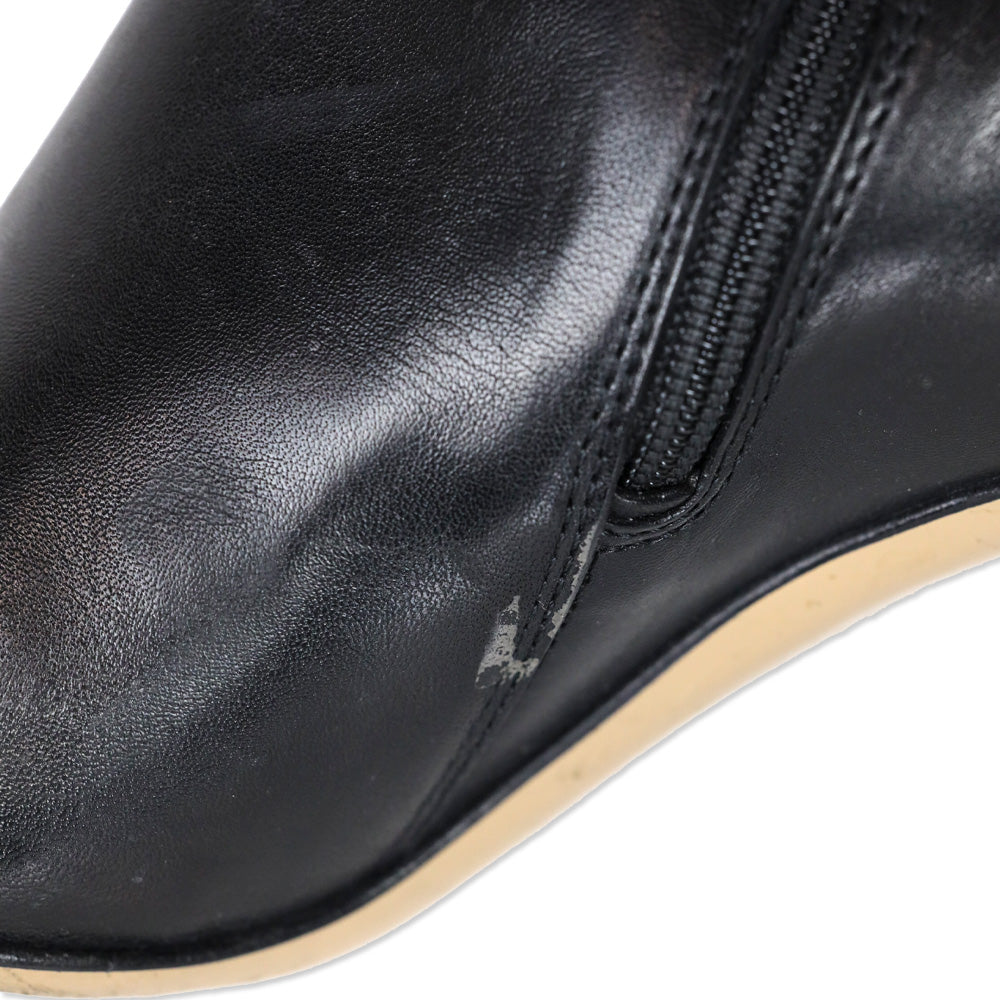 Gucci Black Leather Silver GG Knee-High Boots