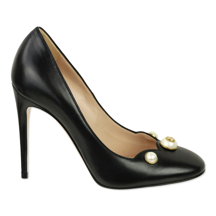 Gucci Black Leather Willow Scalloped GG Pearl Pumps