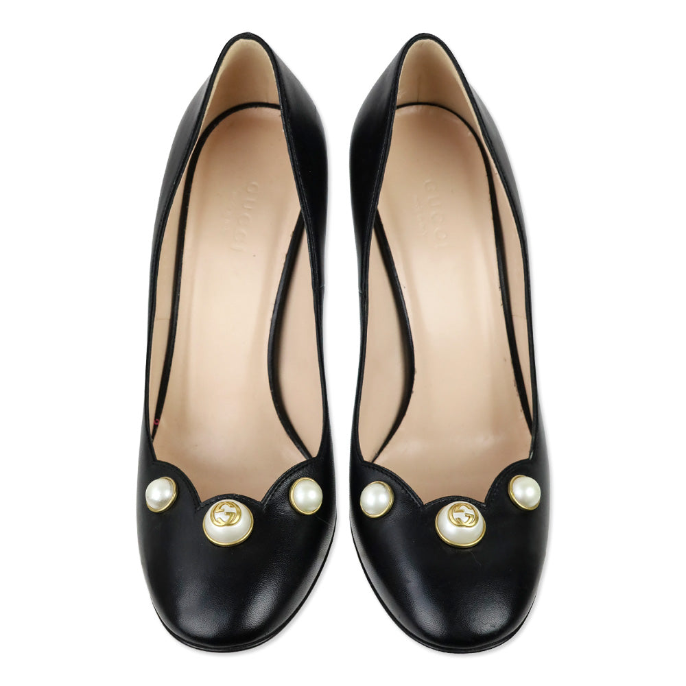 Gucci Black Leather Willow Scalloped GG Pearl Pumps