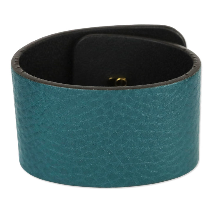 Gucci Gold Tone Turnkey GG Teal Embossed Leather Bracelet