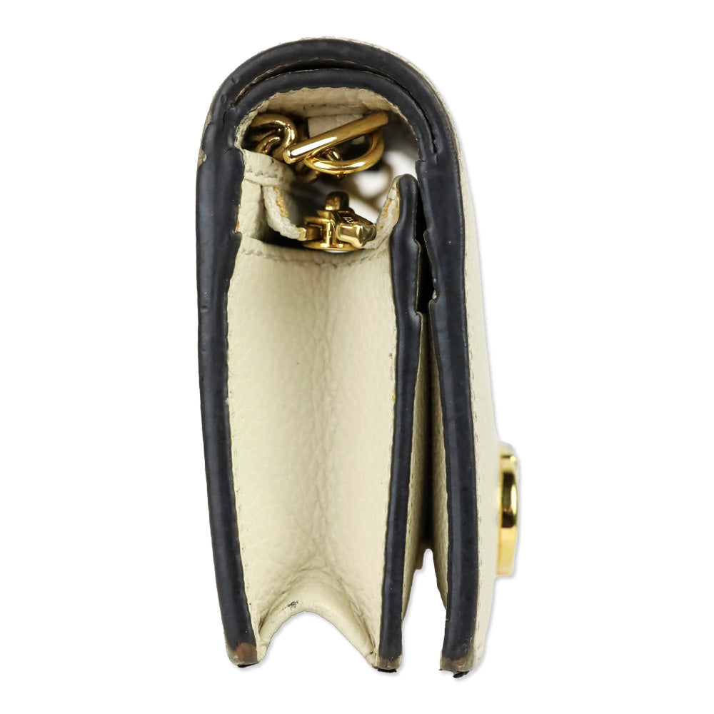 Gucci Ivory Pebble Leather Zumi Wallet on Chain