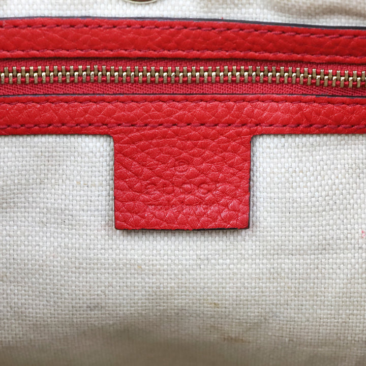 Gucci Red Pebbled Leather Soho Chain Tote Bag