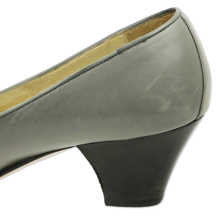 Gucci Vintage Grey Leather Gold Buckle Loafer Pump