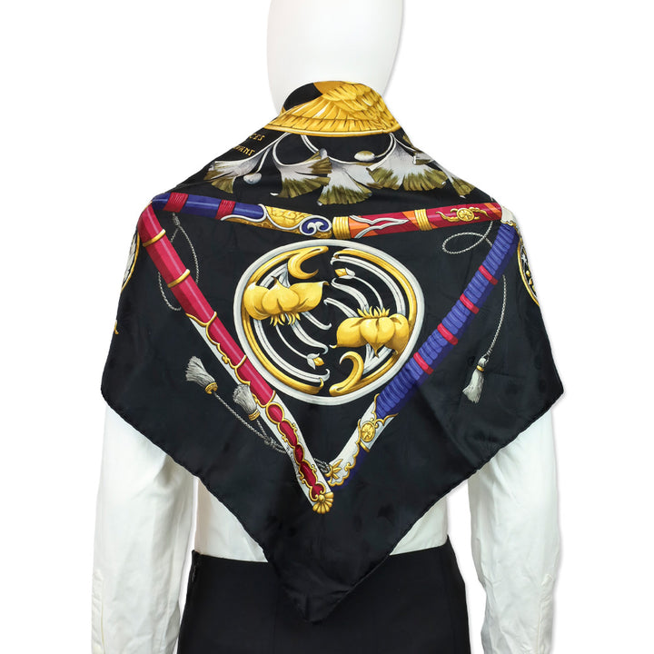 Hermès Daïmyo Princes du Soleil Levant 90cm Silk Scarf