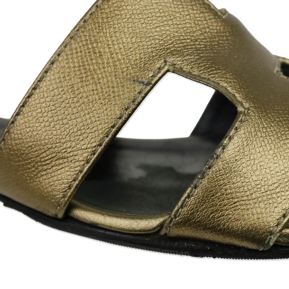 Hermès Gold Metallic Goatskin Oasis Sandals