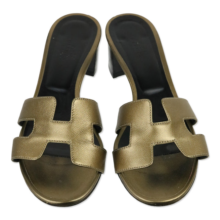 Hermès Gold Metallic Goatskin Oasis Sandals