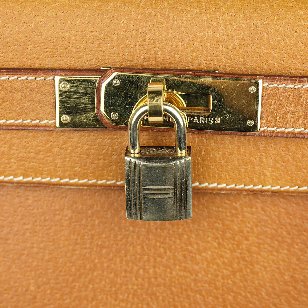 Hermès Kelly Sellier 28 Naturel Sable Peau Porc Gold Hardware