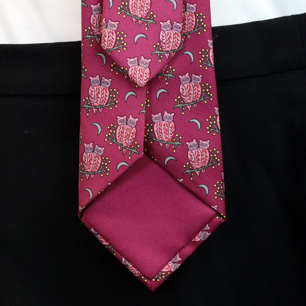 Hermès Purple Owl Crescent Moon Pattern Silk Tie