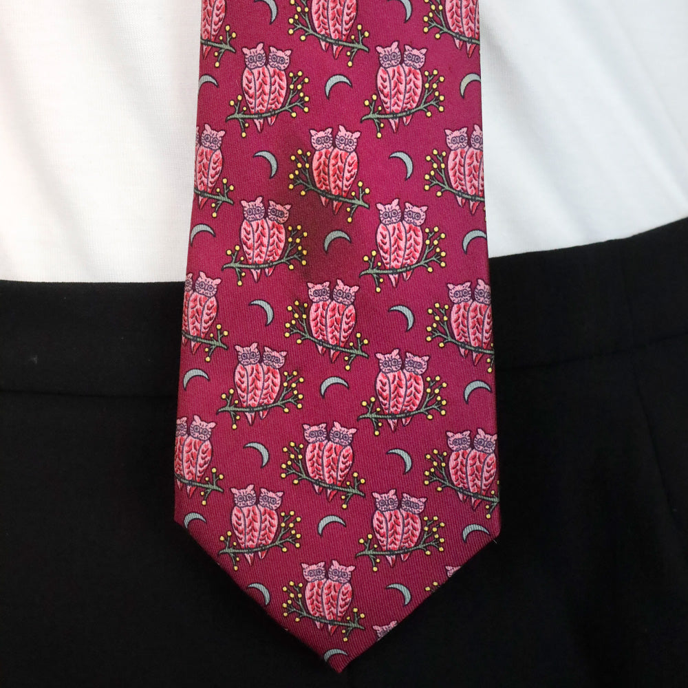 Hermès Purple Owl Crescent Moon Pattern Silk Tie