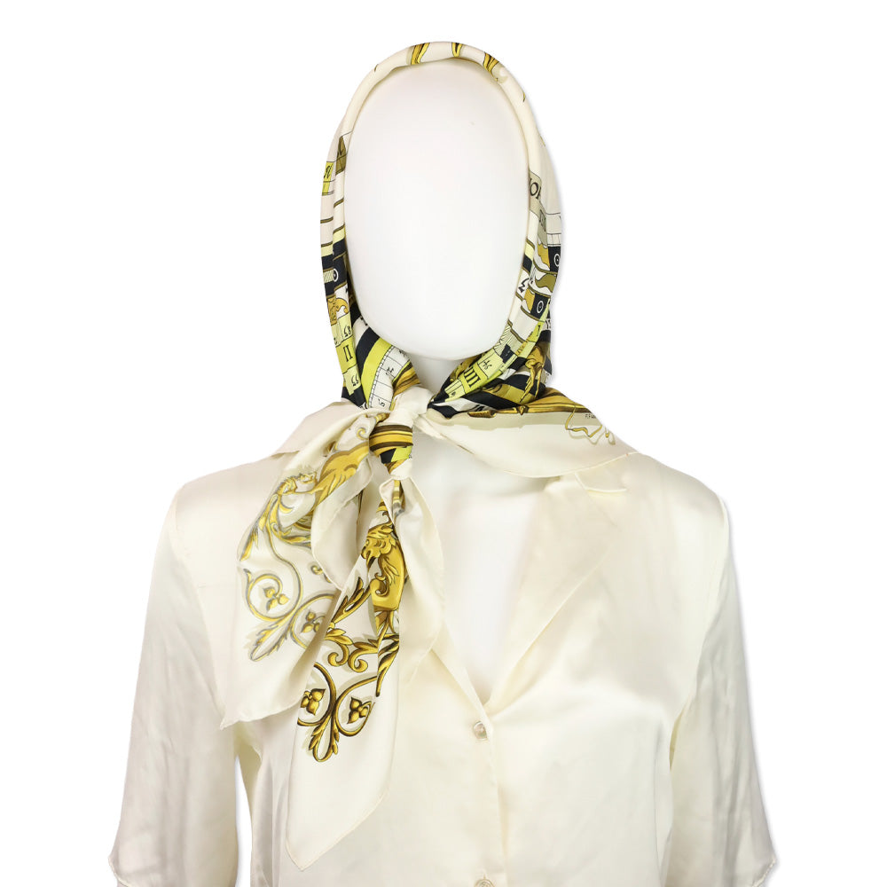 Hermès White/Yellow "Dies et Hore" Carré 90 Scarf