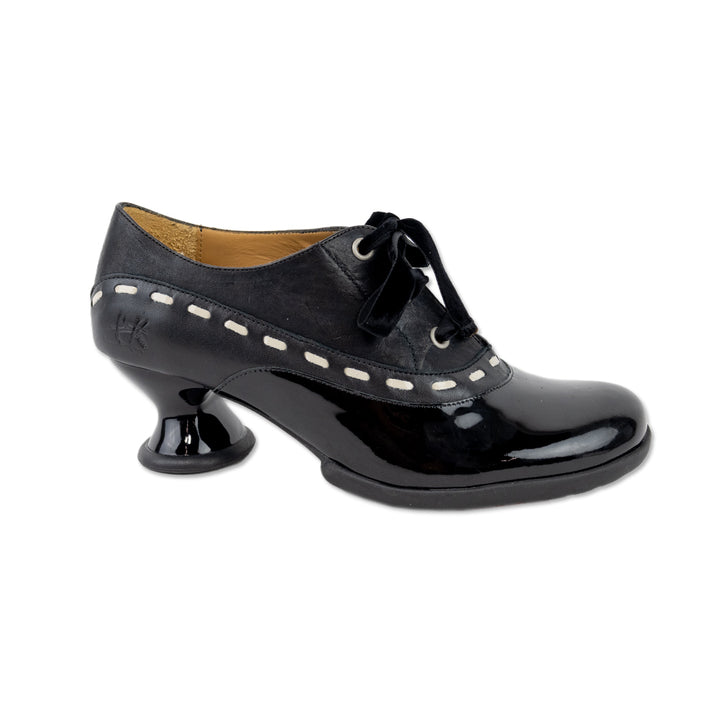 John Fluevog Black Leather Round Toe Loafers with Round Heel and Velvet Laces