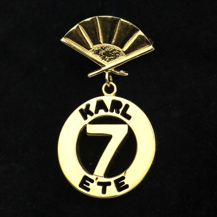 Karl Lagerfeld Vintage Gold Karl 7 Ete Circle Fan Pin