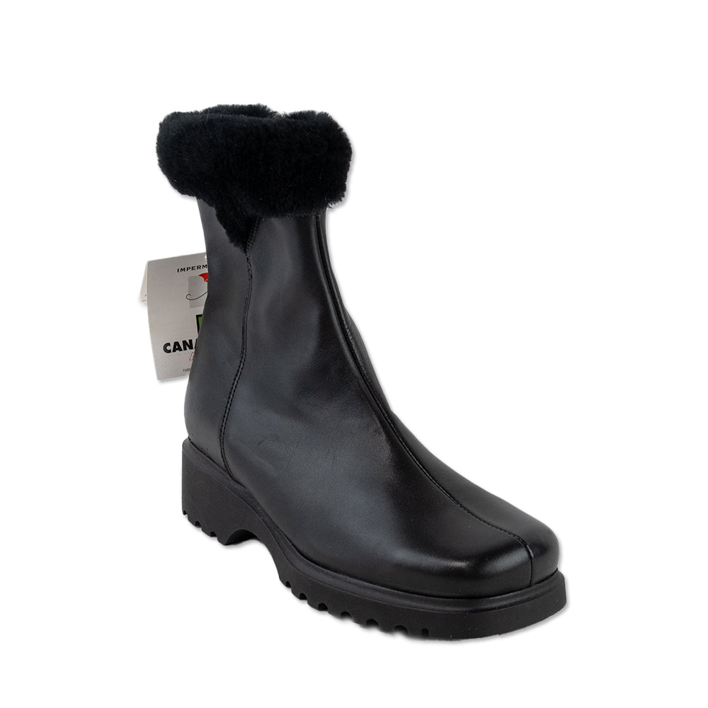 La Canadienne Water Proof Lined Ankle Boots