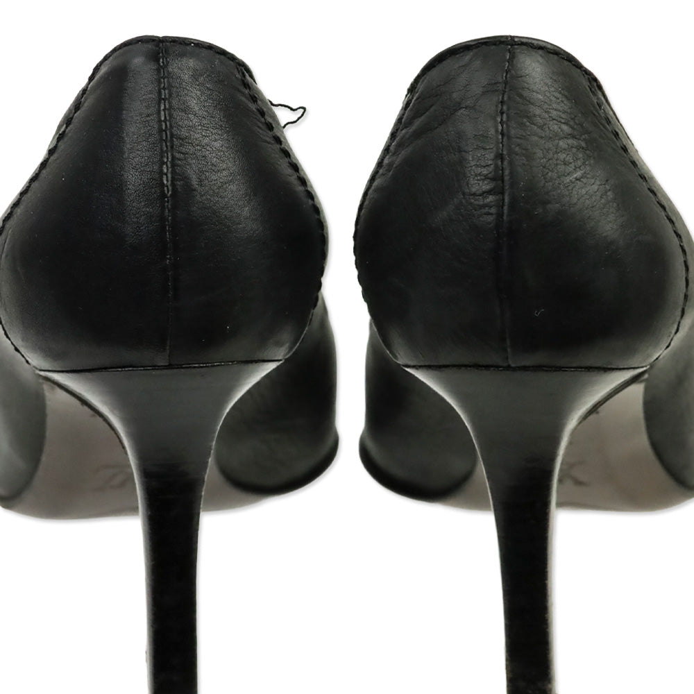 Louis Vuitton Black Leather Buckle Cube Charm Pump