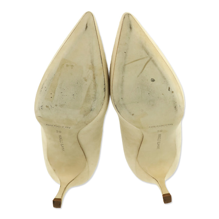 Manolo Blahnik BB 70 Nude Suede Pointed Toe Pumps