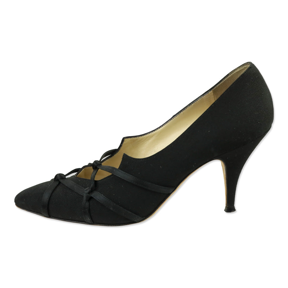 Manolo Blahnik Black Fabric Fishnet Knot Pumps