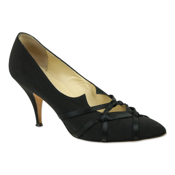 Manolo Blahnik Black Fabric Fishnet Knot Pumps