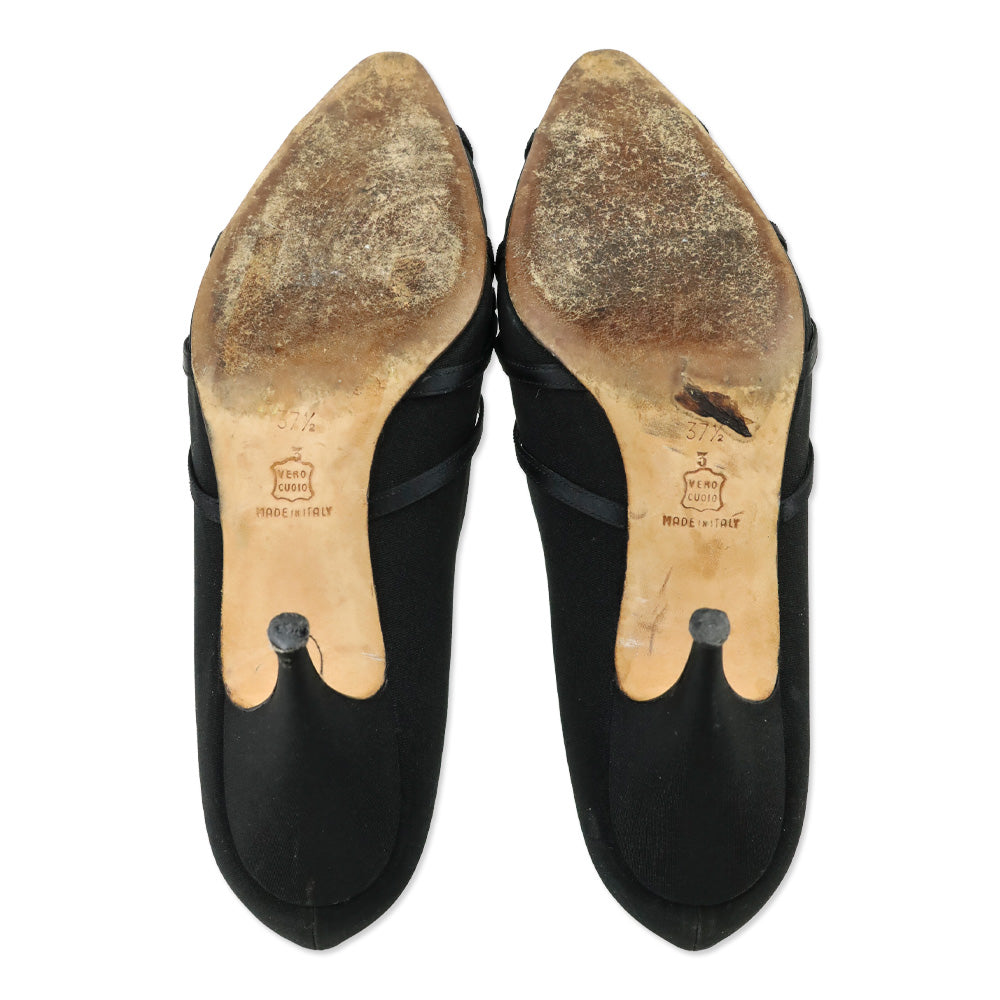 Manolo Blahnik Black Fabric Fishnet Knot Pumps