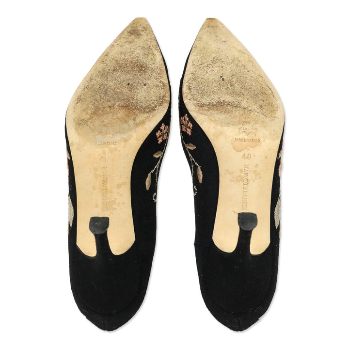 Manolo Blahnik Black Floral‎ Embroidered Canvas Pointed Pump