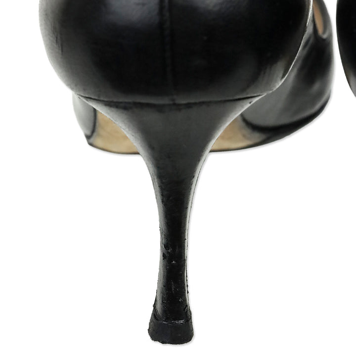Manolo Blahnik Black Leather Pointed Toe Pumps